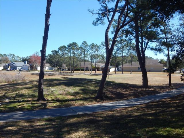 5632 AUTUMN SHIRE DRIVE, Zephyrhills, FL 33541