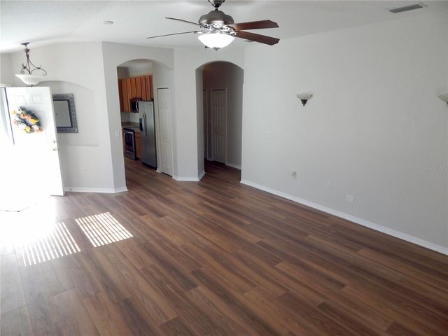 5632 AUTUMN SHIRE DRIVE, Zephyrhills, FL 33541