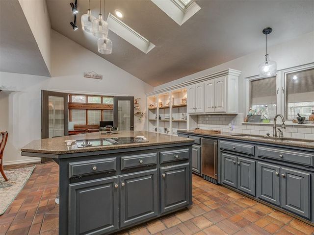 1022 Timberlake Drive, Purcell, OK 73080