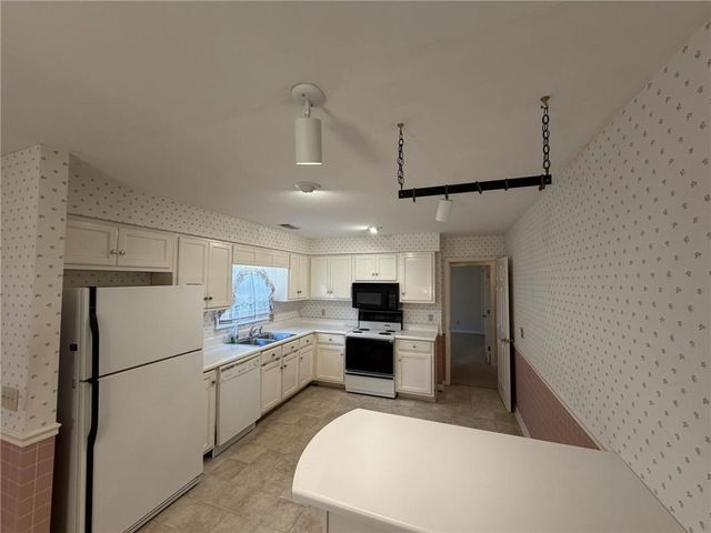 12 Mountain Chase SW Road, Rome, GA 30165