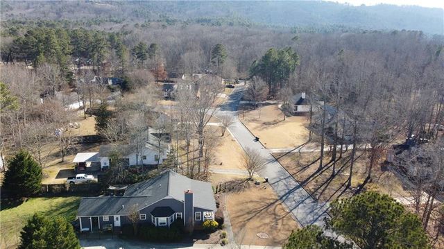 12 Mountain Chase SW Road, Rome, GA 30165