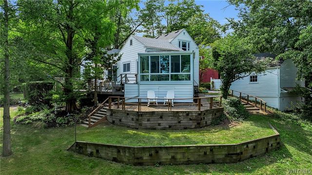 3632 South Creek Road, Hamburg, NY 14075