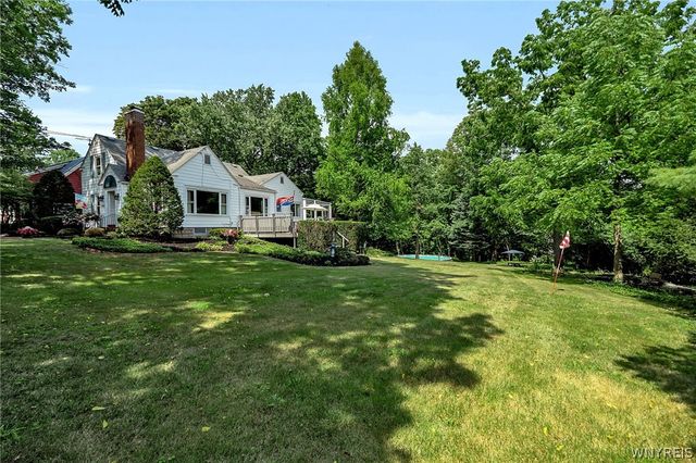 3632 South Creek Road, Hamburg, NY 14075