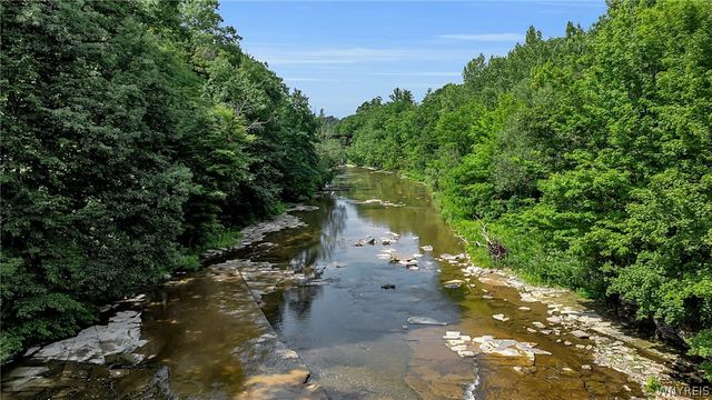 3632 South Creek Road, Hamburg, NY 14075