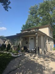 4451 Harding Street, Dearborn Heights, MI 48125