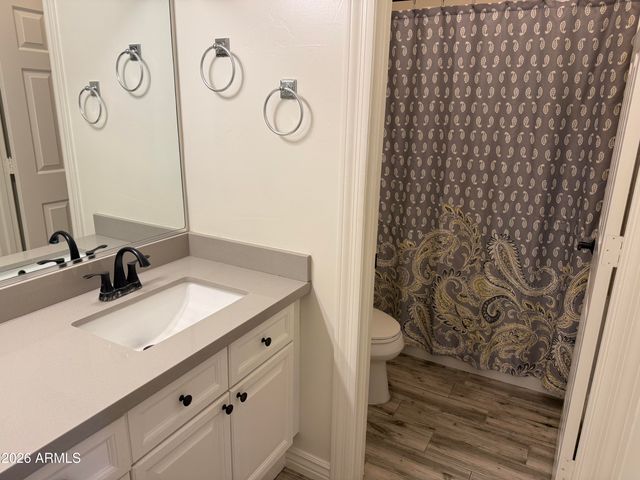 942 S ASH Avenue 108, Tempe, AZ 85281