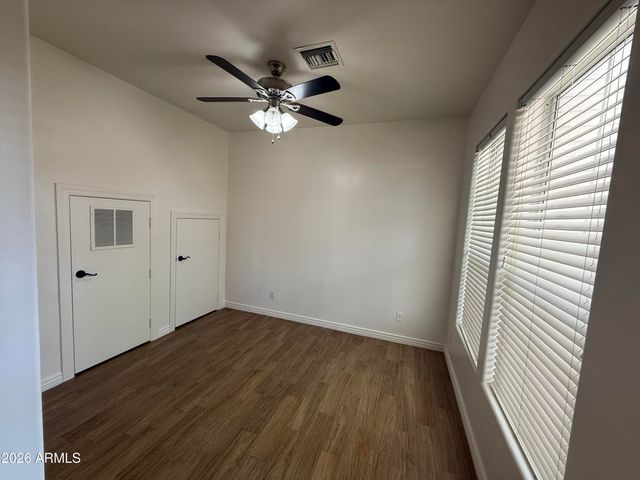 942 S ASH Avenue 108, Tempe, AZ 85281