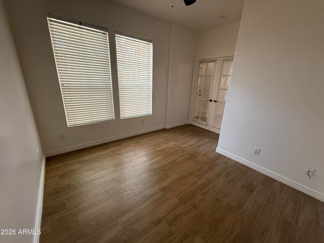 942 S ASH Avenue 108, Tempe, AZ 85281