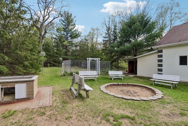 E9797 Buckhorn Road, Reedsburg, WI 53959