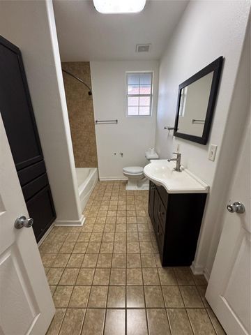 805 Tabor Street, Houston, TX 77009