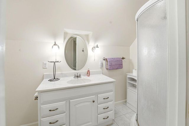 950 Lakeview Drive, Bloomfield, KY 40008