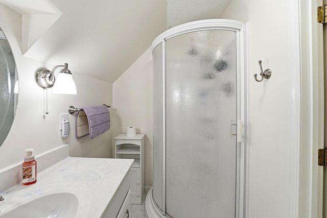 950 Lakeview Drive, Bloomfield, KY 40008