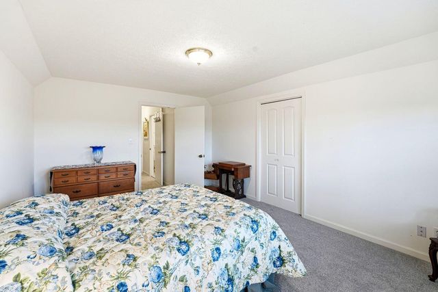 950 Lakeview Drive, Bloomfield, KY 40008