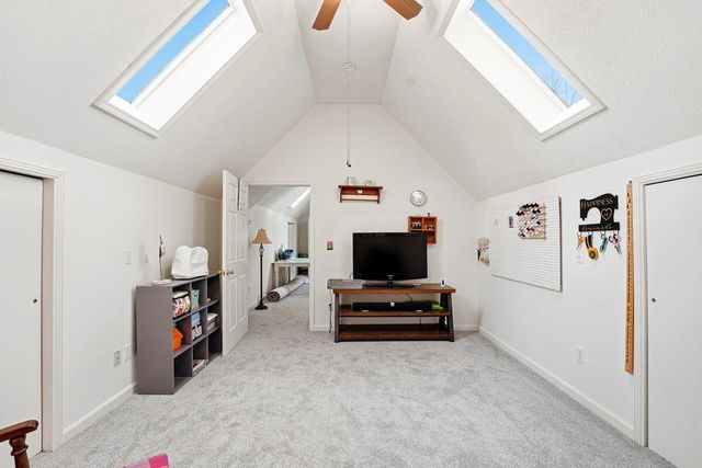 950 Lakeview Drive, Bloomfield, KY 40008