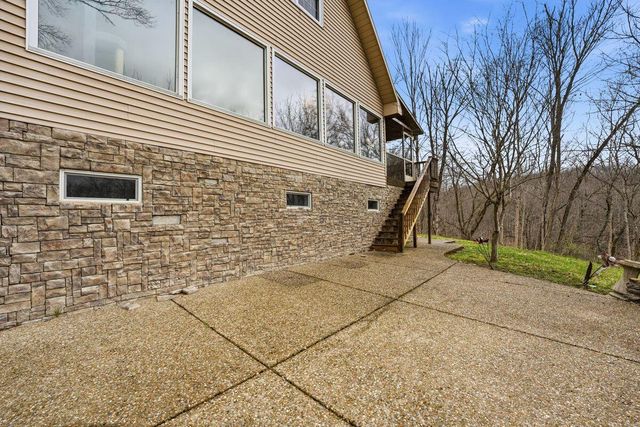 950 Lakeview Drive, Bloomfield, KY 40008