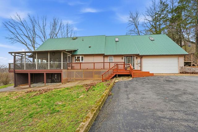 950 Lakeview Drive, Bloomfield, KY 40008