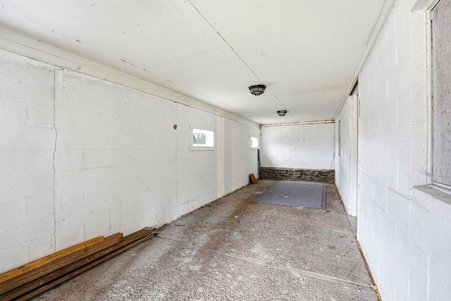 950 Lakeview Drive, Bloomfield, KY 40008