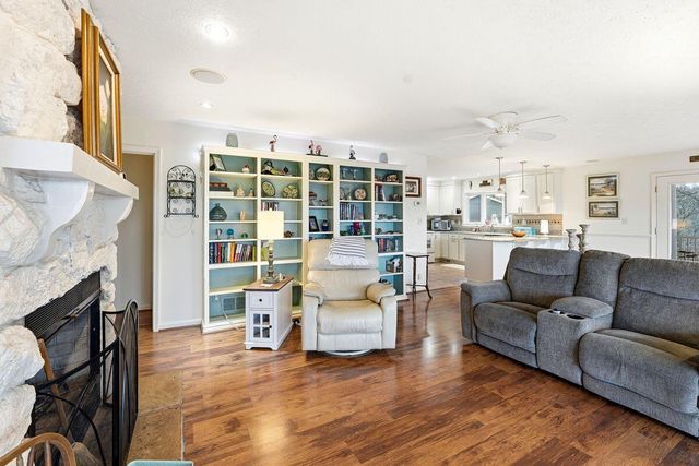 950 Lakeview Drive, Bloomfield, KY 40008