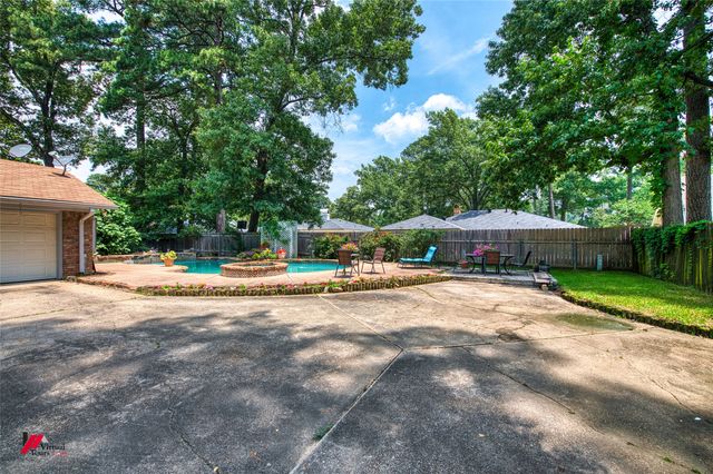 547 N Marlborough Circle, Shreveport, LA 71106