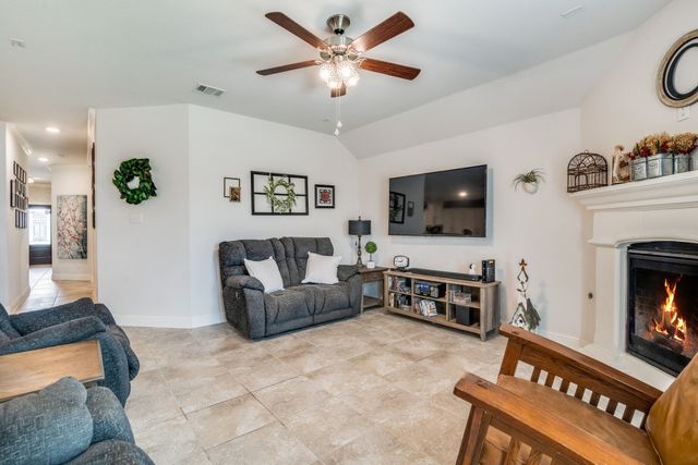 324 Jefferson Lane, Fate, TX 75189