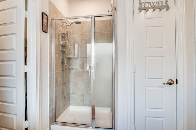 324 Jefferson Lane, Fate, TX 75189