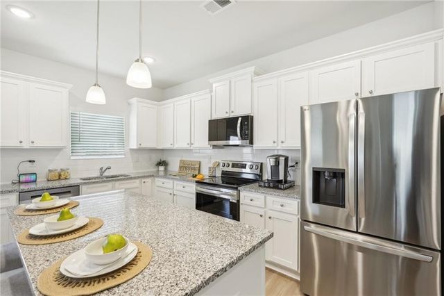 3020 Viewpark Circle, Conyers, GA 30013