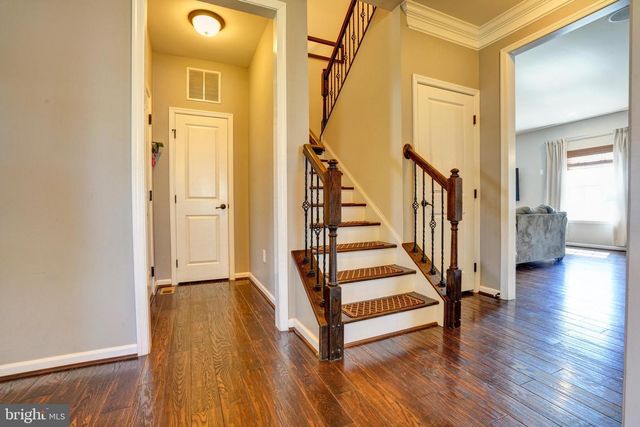 65 FOX HOLLOW DR, Gilbertsville, PA 19525