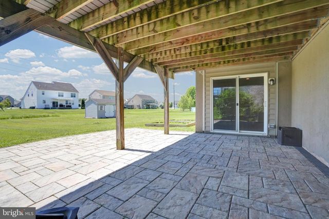 65 FOX HOLLOW DR, Gilbertsville, PA 19525