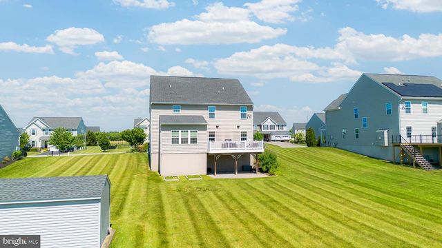 65 FOX HOLLOW DR, Gilbertsville, PA 19525