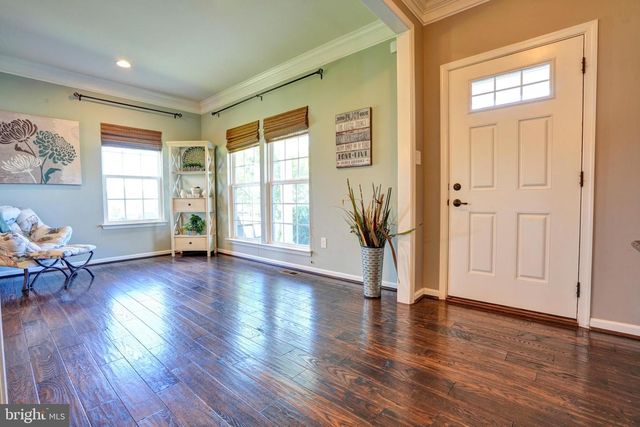 65 FOX HOLLOW DR, Gilbertsville, PA 19525