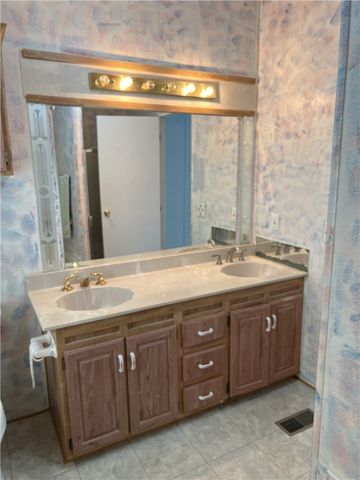 594 Holly Street, Bullhead City, AZ 86442