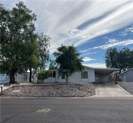 594 Holly Street, Bullhead City, AZ 86442