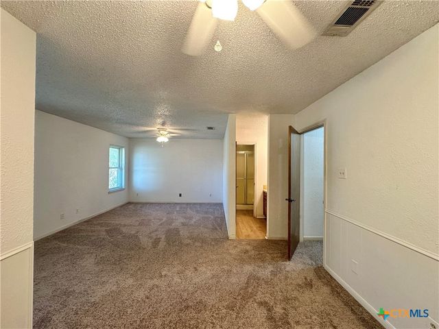 1908 Stardust Street, Killeen, TX 76543