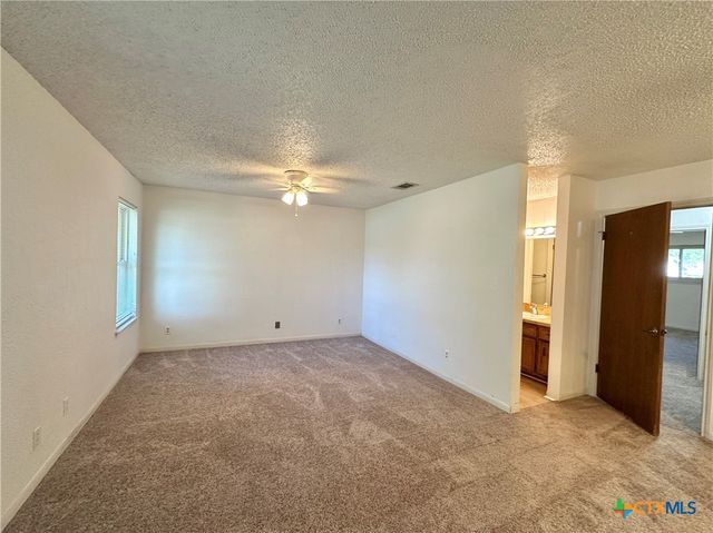 1908 Stardust Street, Killeen, TX 76543