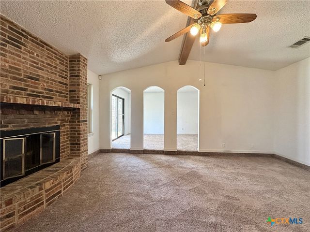 1908 Stardust Street, Killeen, TX 76543