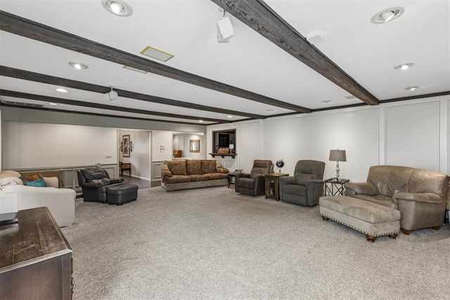 806 Glenmanor Drive, Midwest City, OK 73110