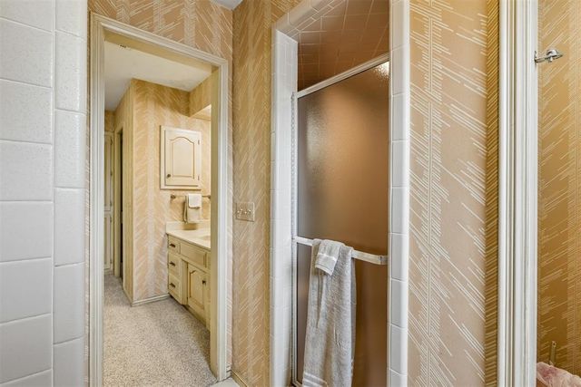 806 Glenmanor Drive, Midwest City, OK 73110