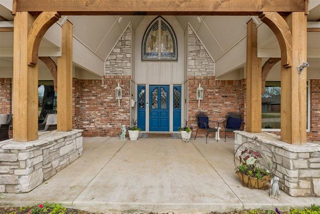 806 Glenmanor Drive, Midwest City, OK 73110