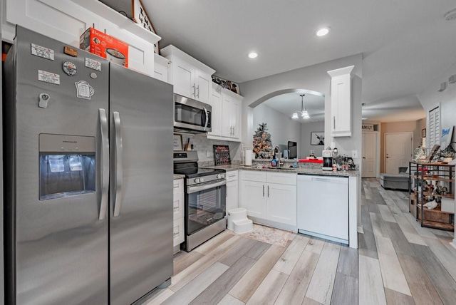 15856 FISHHAWK VIEW DRIVE, Lithia, FL 33547