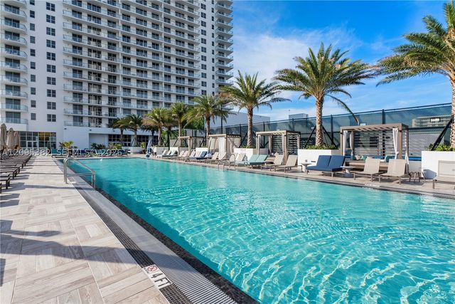 4010 S S Ocean Dr T4301-PENTHOUSE, Hollywood, FL 33019