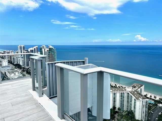 4010 S S Ocean Dr T4301-PENTHOUSE, Hollywood, FL 33019