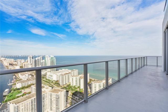 4010 S S Ocean Dr T4301-PENTHOUSE, Hollywood, FL 33019