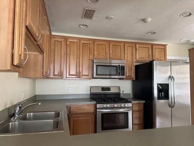 815 W PLYMOUTH STREET, Tampa, FL 33603