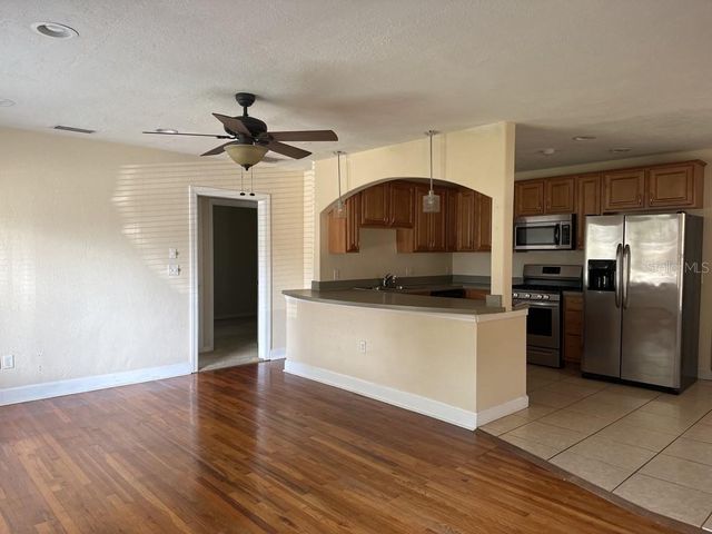 815 W PLYMOUTH STREET, Tampa, FL 33603