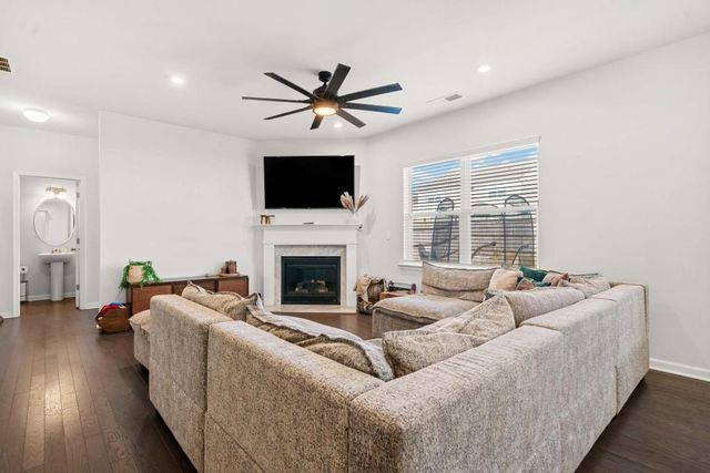 828 Royal Red Court, Mcdonough, GA 30253