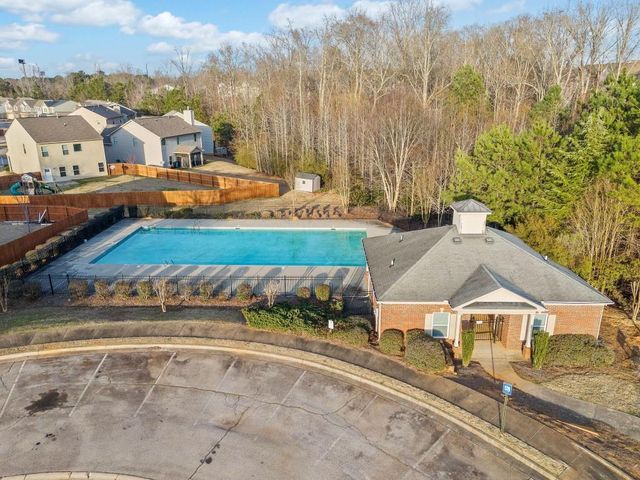 828 Royal Red Court, Mcdonough, GA 30253