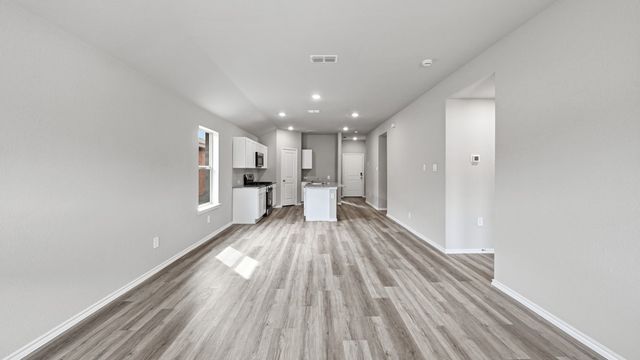 5548 ROLLINS Drive, Denton, TX 76249