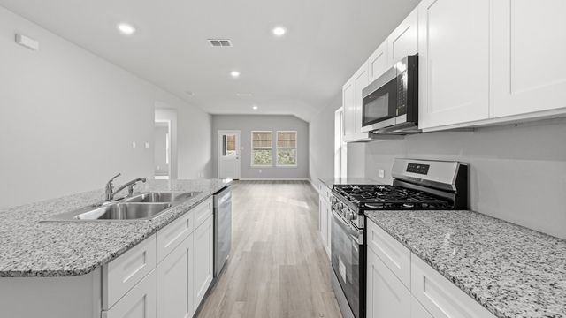 5548 ROLLINS Drive, Denton, TX 76249