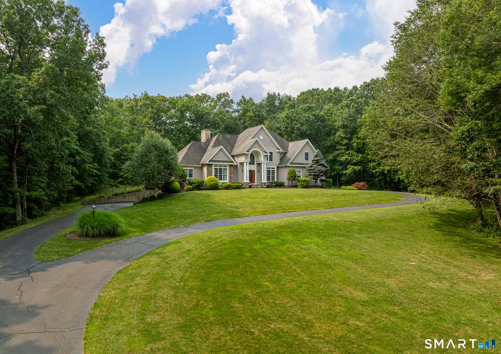 385 Second Hill Falls Lane, Bridgewater, CT 06752