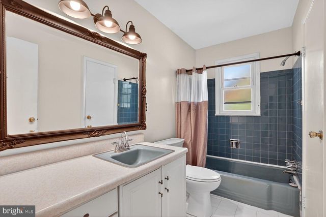6120 SQUIRE LN, Alexandria, VA 22310